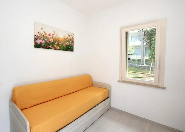 House Pinetine بيت للعطل *